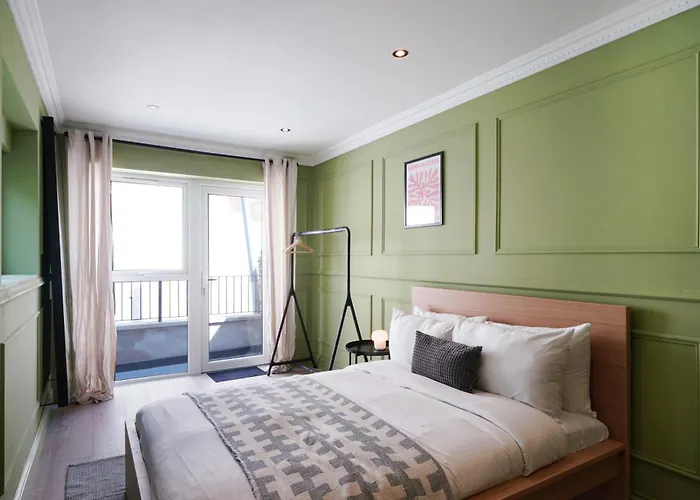 The Balham Hideout - Trendy 2Bdr Flat